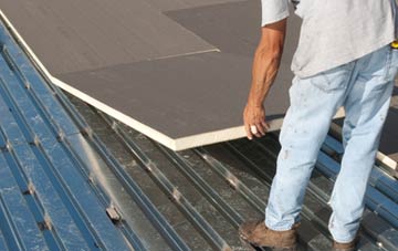 benefits of insulating Zeals flat roofing